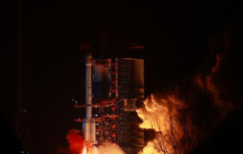 China launches test satellite for orbital refueling VIDEO