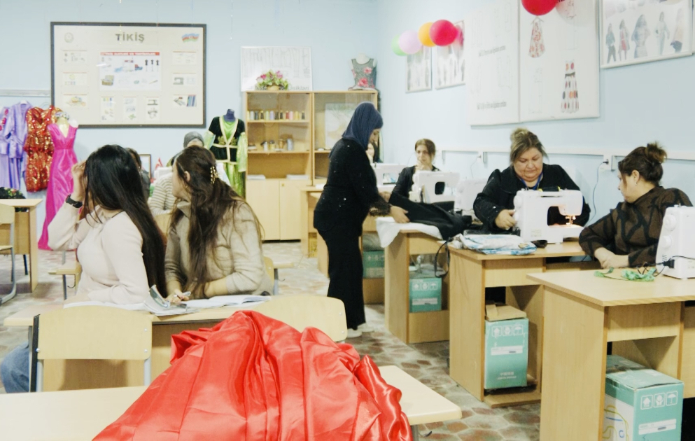 Keçmiş məcburi köçkünlər yurdlarına qayıdandan sonra işlə təmin olunmaqda çətinlik çəkməyəcəklər –  Peşə liseyindən reportaj FOTO VİDEO