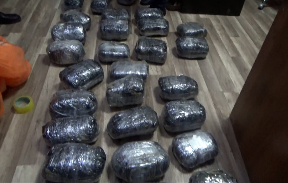Bakıda avtomobildən 33 kiloqrama yaxın marixuana aşkarlanıb VİDEO