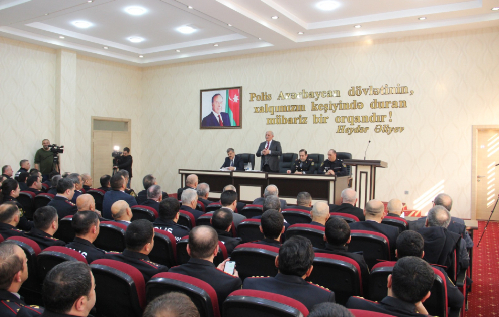Gəncədə bələdiyyə seçkilərində polisin xidməti fəaliyyətinə həsr olunan seminar-müşavirə keçirilib VİDEO
