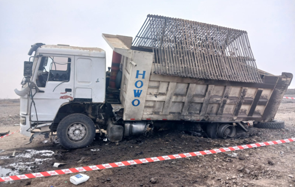 Грузовик подорвался на мине в Агдаме ВИДЕО