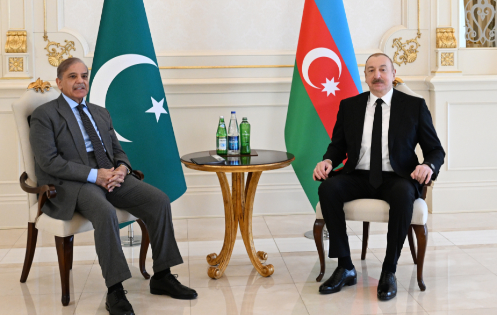 Azərbaycan Prezidenti İlham Əliyevin Pakistanın Baş naziri ilə təkbətək görüşü olub YENİLƏNİB  VİDEO