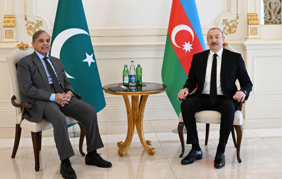 Rencontre en tête-à-tête du président azerbaïdjanais avec le Premier ministre pakistanais VIDEO