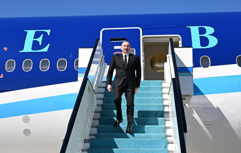 Le président Ilham Aliyev entame une visite de travail en Türkiye VIDEO