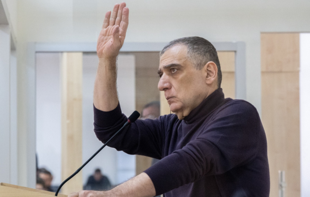 Erməniəsilli şəxslər Vardanyanın məhkəməsində ifadə veriblər: Ruben elə bilirdi ki, Qarabağdakılara yaxşılıq edib, amma onların evini yıxıb VİDEO