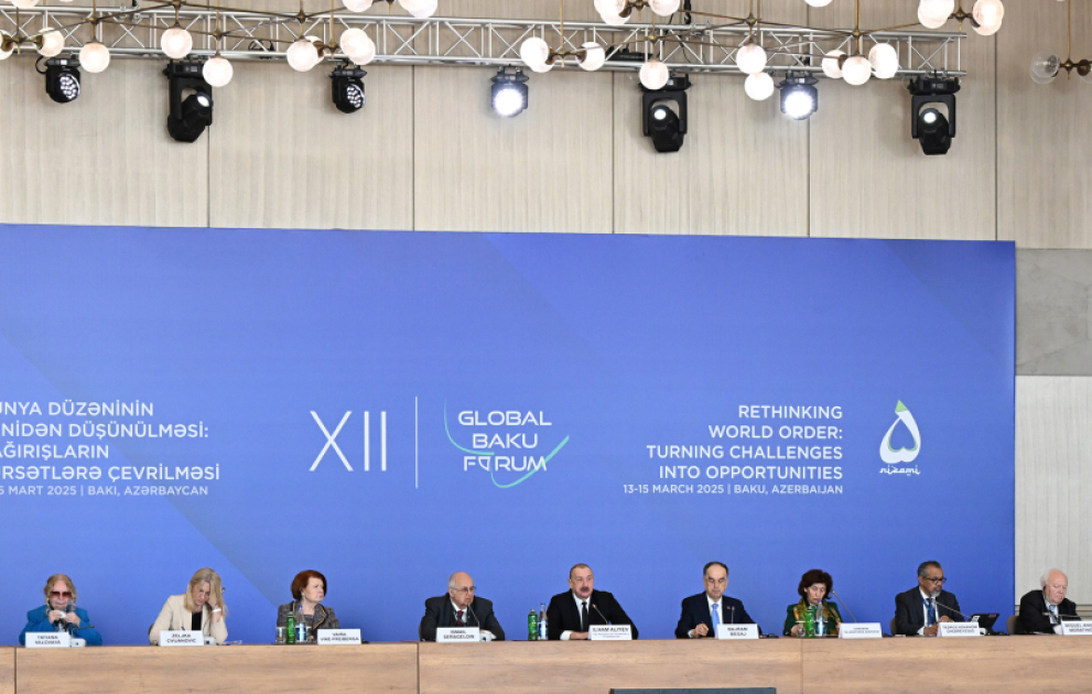 Le 12e Forum global de Bakou entame ses travaux  Le président Ilham Aliyev participe à la cérémonie d’ouverture du ForumMIS A JOUR VIDEO