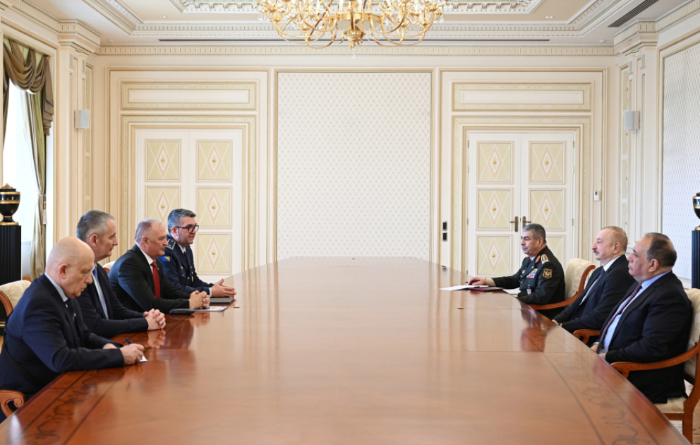 Le président azerbaïdjanais reçoit le vice-président du Conseil des ministres de Bosnie-Herzégovine MIS A JOUR VIDEO