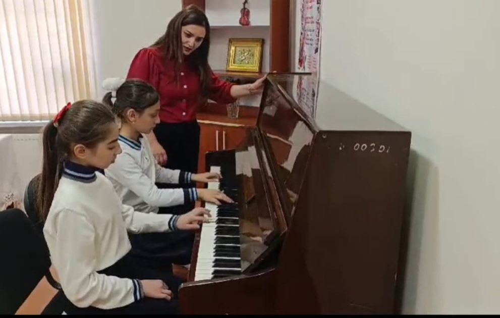 Uşaq İncəsənət Festivalında iştirak etmək üçün Şirvan-Salyan regionu üzrə mindən çox uşaq qeydiyyatdan keçib VİDEO