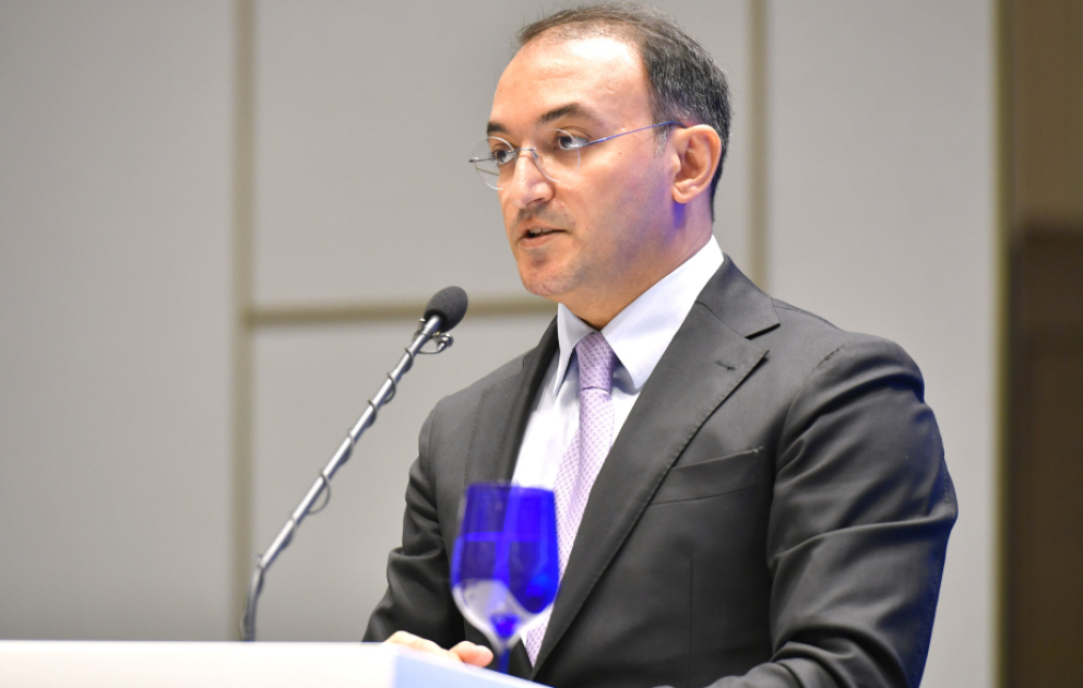 Ülvi Mehdiyev: “ASAN xidmət”in timsalında süni intellektin ümumi idarəetməyə faydalı olduğunun şahidiyik VİDEO