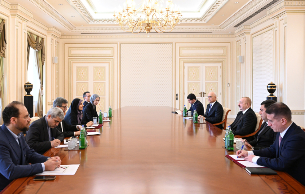 President Ilham Aliyev received Iran's Minister of Roads and Urban Development VIDEO