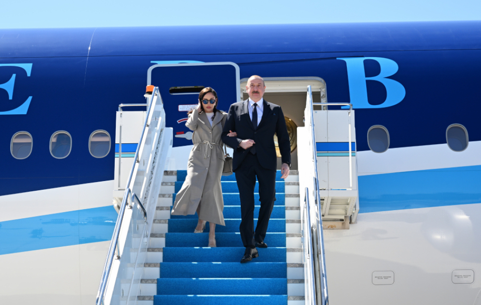 Präsident Ilham Aliyev ist zu Arbeitsbesuch in der Türkei eingetroffen VIDEO