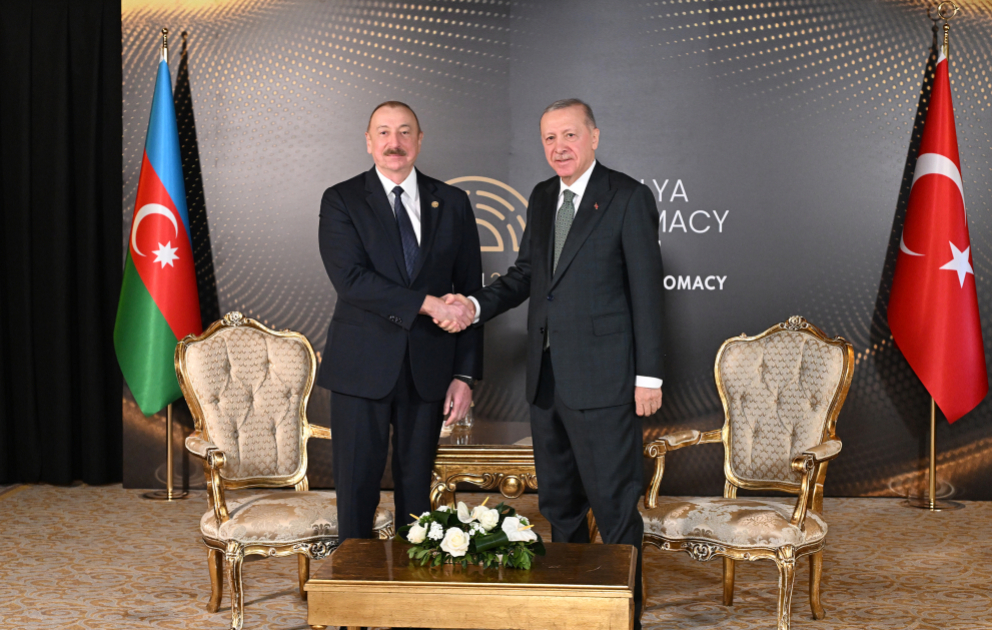В Анталье состоялась встреча Президента Азербайджана Ильхама Алиева с Президентом Турции Реджепом Тайипом Эрдоганом ОБНОВЛЕНО  ВИДЕО