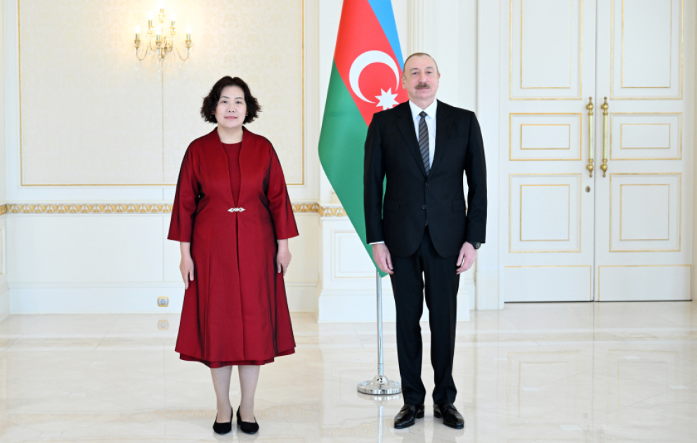 Президент Ильхам Алиев принял верительные грамоты новоназначенного посла Китая в Азербайджане  ОБНОВЛЕНО ВИДЕО