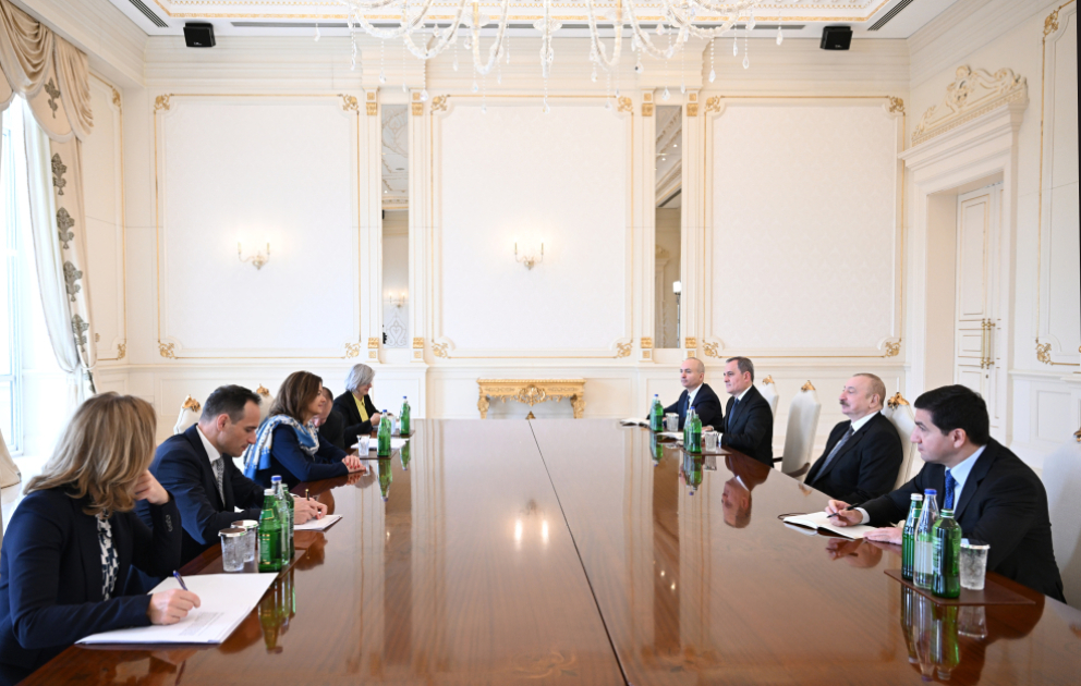 Präsident Ilham Aliyev empfängt Sloweniens Außenministerin AKTUALISIERT VIDEO