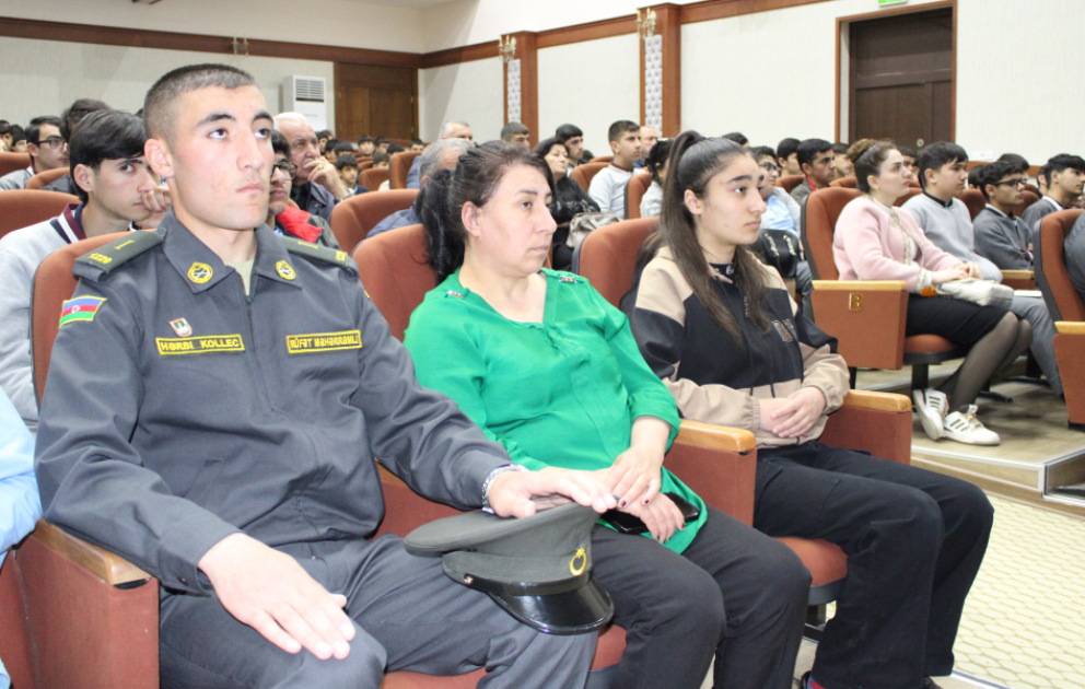 Şahbuzda Milli Müdafiə Universitetinin təhsil müəssisələrinə qəbulun təşviqi ilə bağlı görüş keçirilib VİDEO