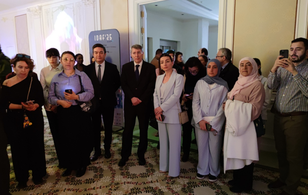 Parisdə Azərbaycanın ilk süni intellekti “Şuşa” kompozisiyası nümayiş olunub VİDEO