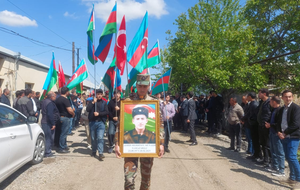 В Самухе преданы земле останки считавшегося пропавшим без вести в Первой Карабахской войне шехида Мунасиба Мехдиева ВИДЕО