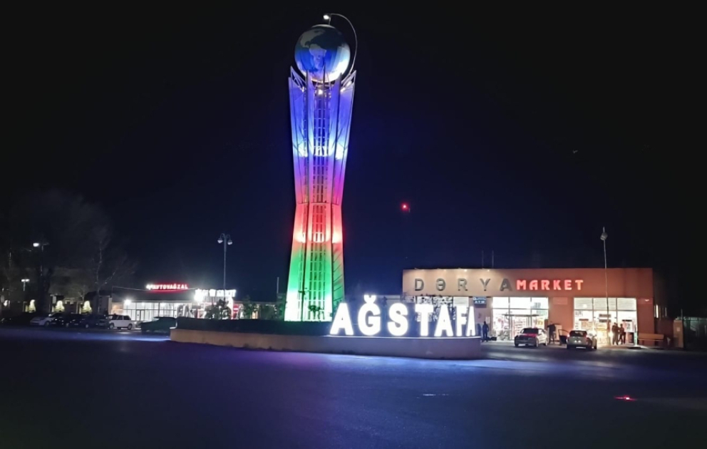 Ağstafada yük maşını aşıb, xəsarət alan var VİDEO
