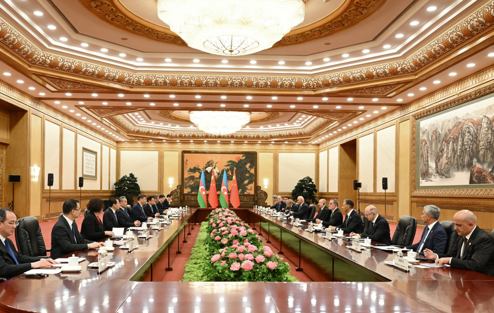 Präsidenten von Aserbaidschan und China treffen sich in erweitertem Format AKTUALISIERT  VIDEO