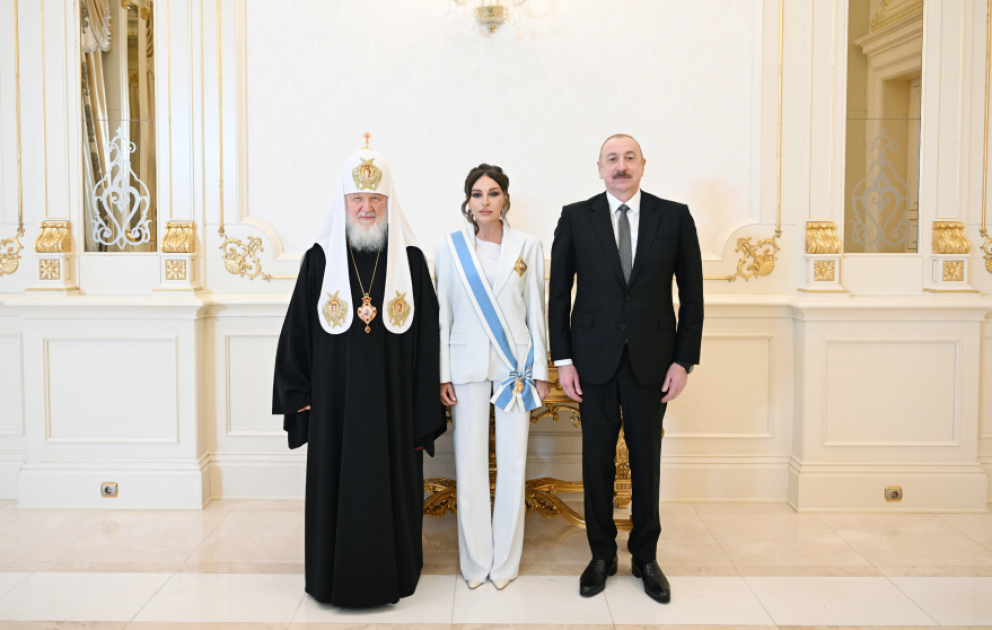 Le président Ilham Aliyev rencontre le patriarche Cyrille de Moscou et de toute la Russie MIS A JOUR VIDEO
