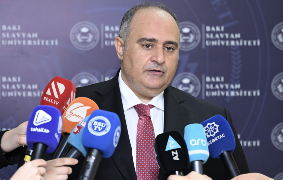 BSU rektoru: Süni intellekt təhsil sahəsinə də təsir göstərir VİDEO