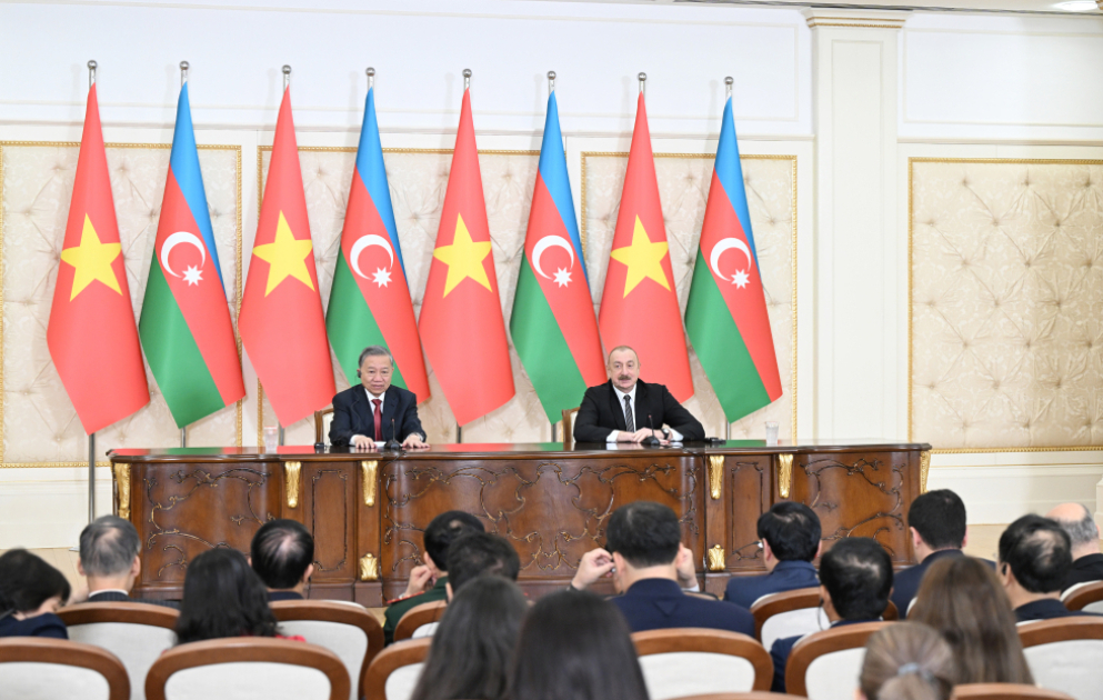Leaders of Azerbaijan and Vietnam made press statements VIDEO