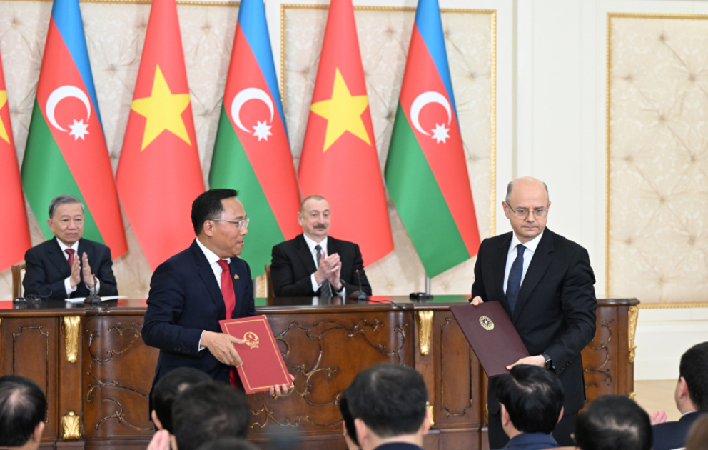 Azerbaijan, Vietnam exchanged signed documents VIDEO