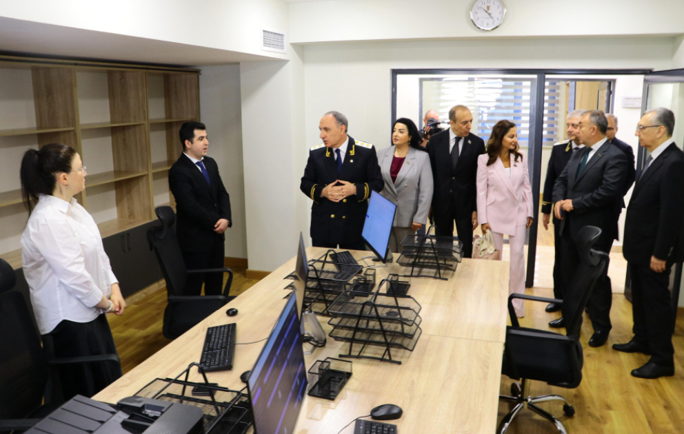 Bakı Şəhər Prokurorluğunun yeni korpusunun açılışı və Ulu Öndər Heydər Əliyevin anadan olmasının 102-ci ildönümü münasibətilə tədbir keçirilib YENİLƏNİB VİDEO