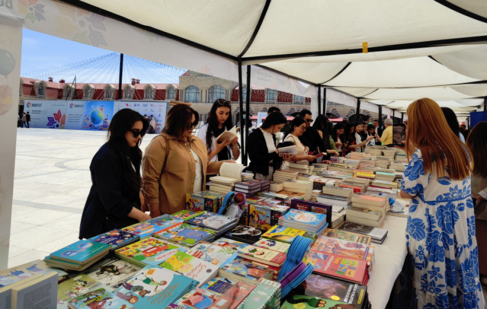 30-a yaxın nəşriyyat, 30 mindən çox kitab -  Naxçıvan Kitab Festivalından reportaj VİDEO