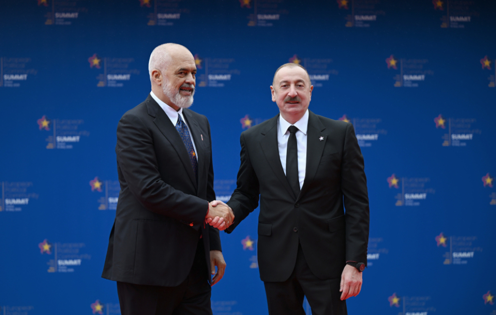 In Tirana Eröffnungsveranstaltung des 6. Gipfeltreffens der Europäischen Politischen Gemeinschaft stattgefunden  Präsident Ilham Aliyev nimmt an Veranstaltung teil AKTUALISIERT VIDEO