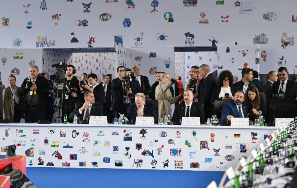 President Ilham Aliyev participated in first plenary session of the 6th European Political Community Summit VIDEO
