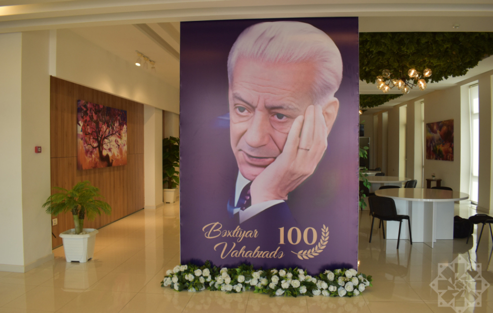 Şəkidə Xalq şairi Bəxtiyar Vahabzadənin 100 illiyi qeyd olunub VİDEO