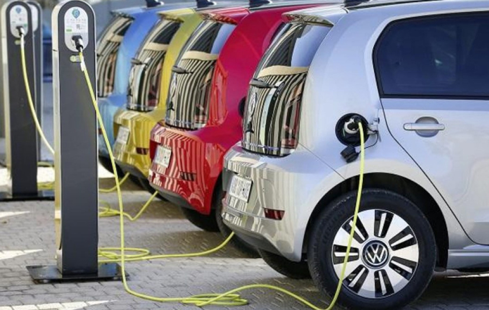 Elektromobillərə və hibrid avtomobillərə güzəştin müddəti bitir – qiymət artacaqmı? VİDEO