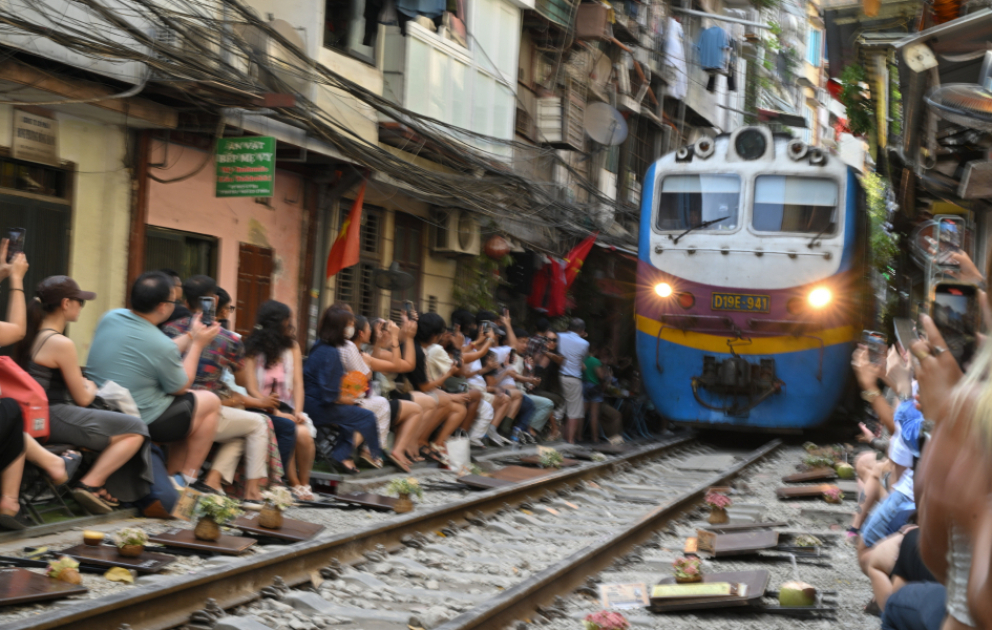 Hanoyun vizit kartı: “Qatar küçəsi” - FOTOLAR  VİDEO