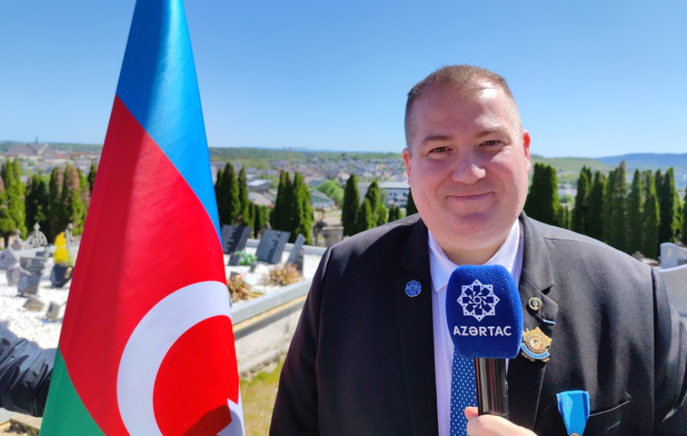 Vinsan Bezomb: Aveyronda Fransanın azadlığı uğrunda yüzlərlə azərbaycanlı əsgər həlak olub VİDEO