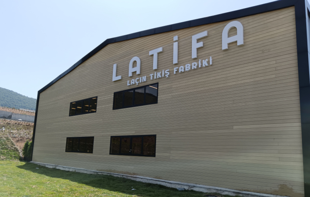 “LATIFA” Laçın tikiş fabrikində gündə 2 min ədəd tekstil məhsulu istehsal olunacaq VİDEO