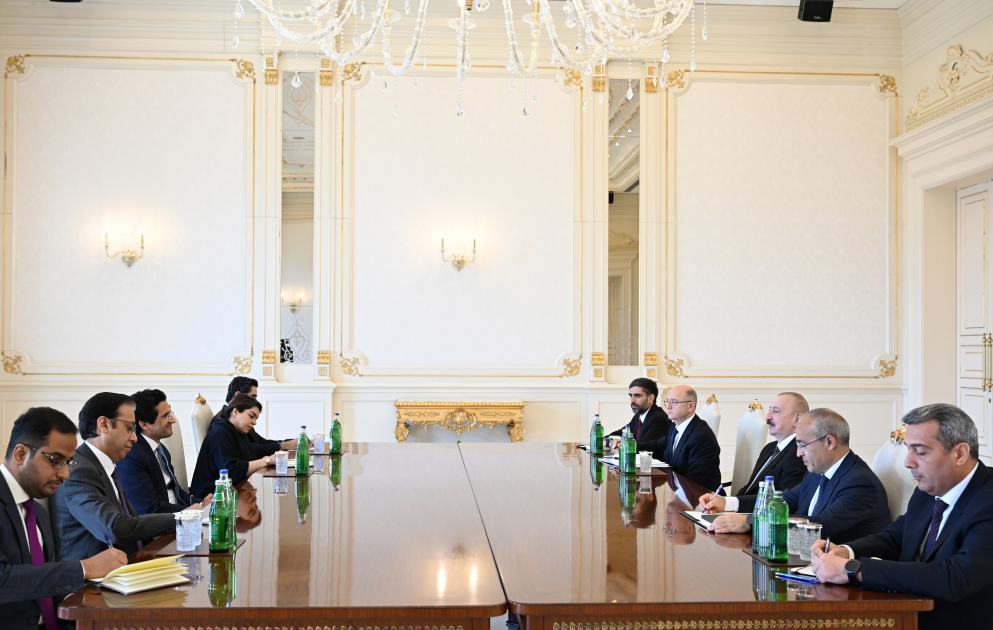President Ilham Aliyev received Pakistan's Minister for Petroleum VIDEO