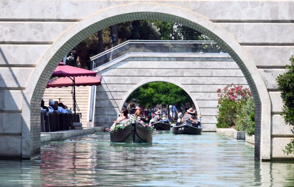 Ein Hauch von Italien in Baku – Klein-Venedig VIDEO