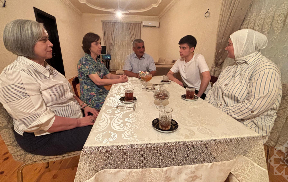 “Cavabları görəndə təəccübləndim, bir az da özümlə fəxr etdim” – ölkə birincisi olan Ucar məktəblisi VİDEO
