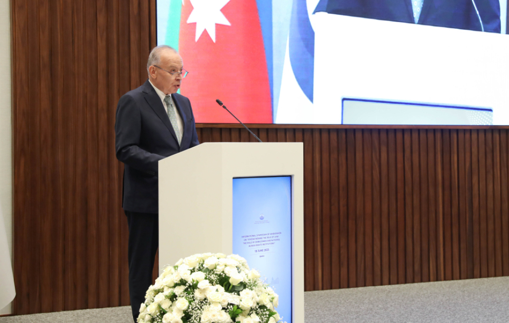 Fərhad Abdullayev: Konstitusiya Məhkəməsi ilə Ombudsman təsisatı arasındakı qarşılıqlı münasibətlər böyük əhəmiyyət kəsb edir VİDEO