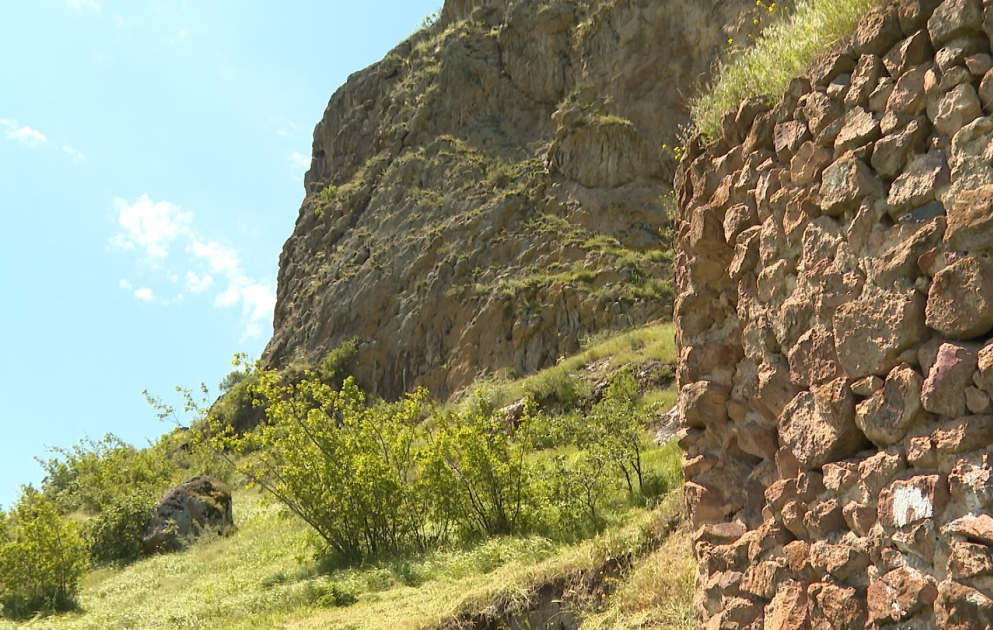 “If I Were a Tourist”: Conquering the Sky, Mount Goyazan… VIDEO