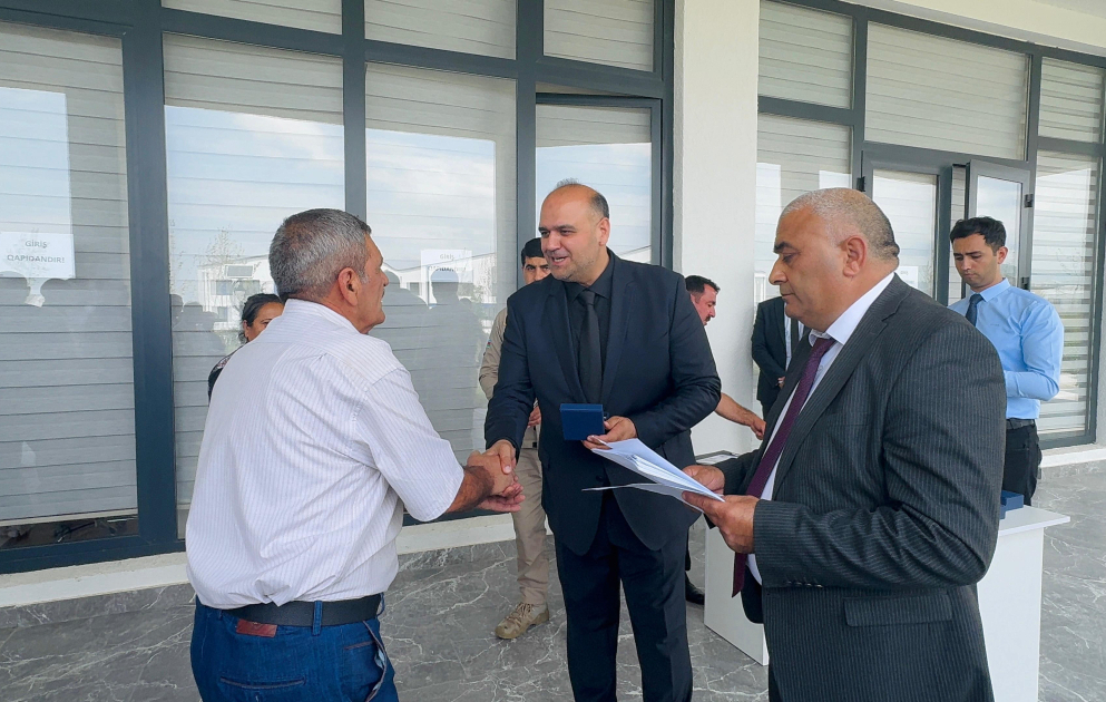 Ağdamın Kəngərli kəndində daha 37 ailəyə evlərinin açarları təqdim edilib VİDEO