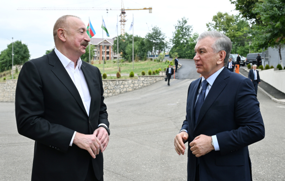 Президенты Азербайджана и Узбекистана ознакомились с деятельностью швейной фабрики Businesstex JV в Ханкенди ВИДЕО