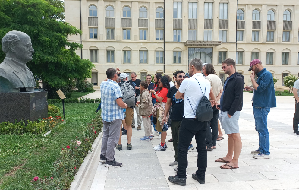 International travelers visit Azerbaijan’s city of Shusha VIDEO