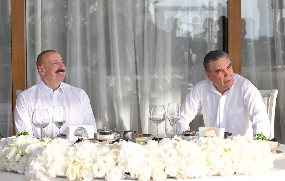 President Ilham Aliyev and Gurbanguly Berdimuhamedov had joint dinner VIDEO
