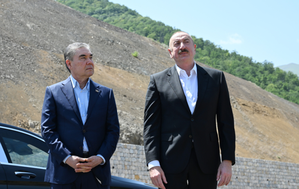 President Ilham Aliyev and Gurbanguly Berdimuhamedov posed for photo against backdrop of Dashalty village in Shusha district VIDEO