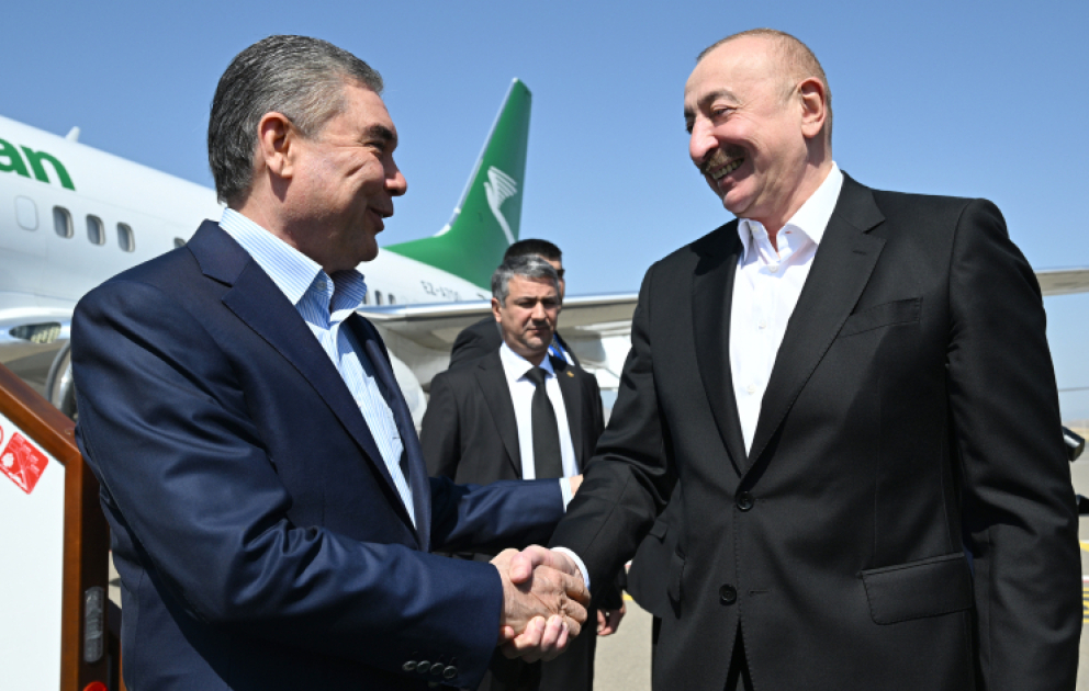 Le président du Conseil du peuple du Turkménistan arrive dans la région de Fuzouli VIDEO