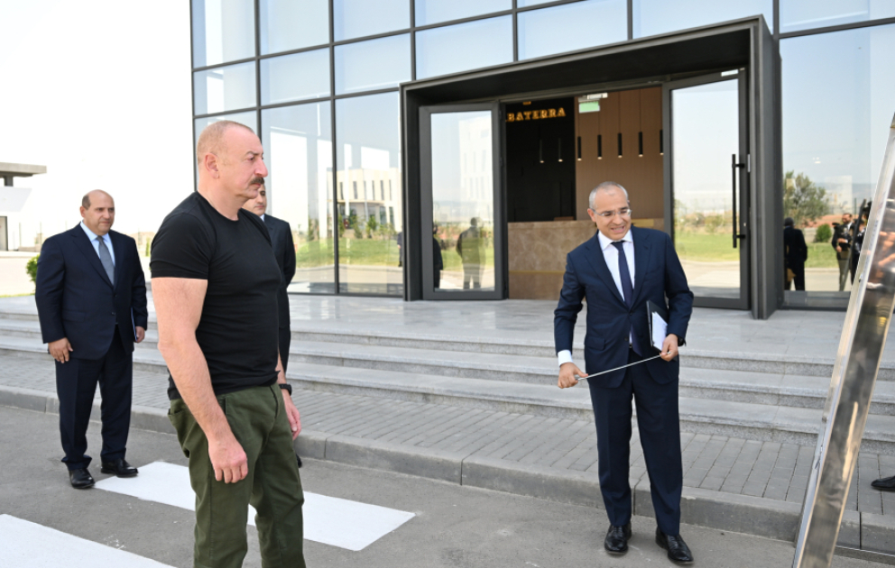 Президент Ильхам Алиев принял участие в открытии предприятия по производству табачных изделий в Агдамском промышленном парке ВИДЕО