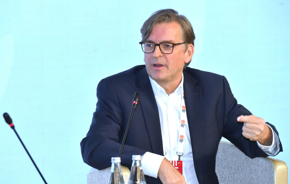 Klaus Strunz: “ChatGpt”nin təqdim etdiyi faktlar Qərb tərəfindən dominant şəkildə hazırlanmış mətnlərdir VİDEO