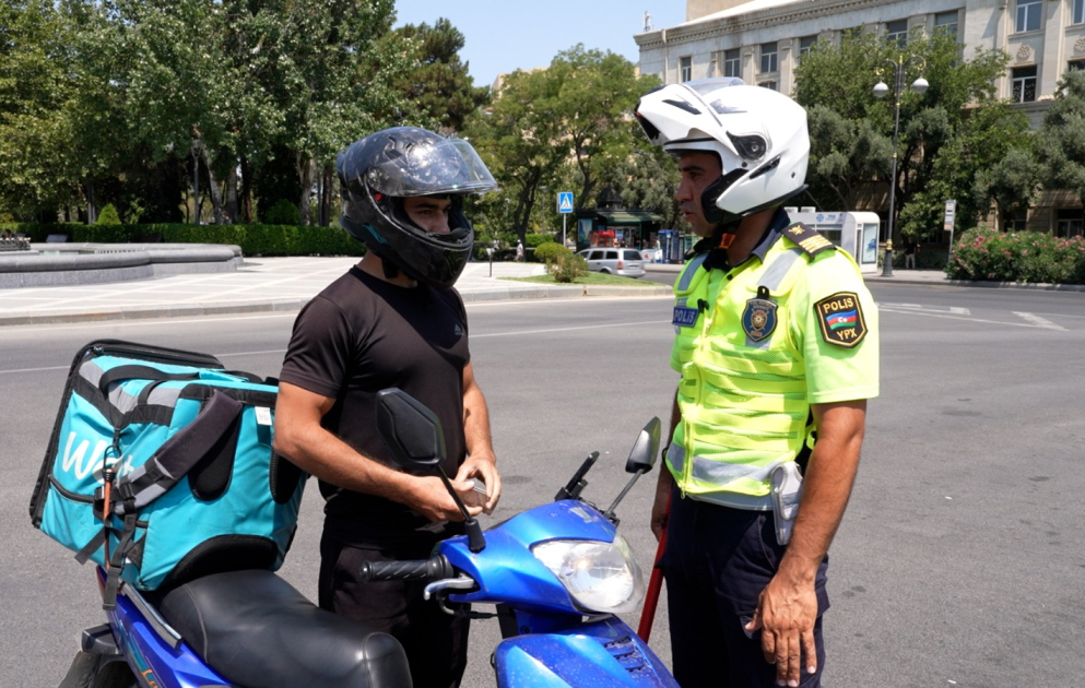 Polis ikitəkərli nəqliyyat vasitələrinin sürücüləri ilə profilaktik tədbirləri davam etdirir VİDEO